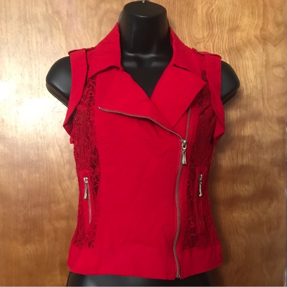 Red Floral Lace Vest - Picture 1 of 5